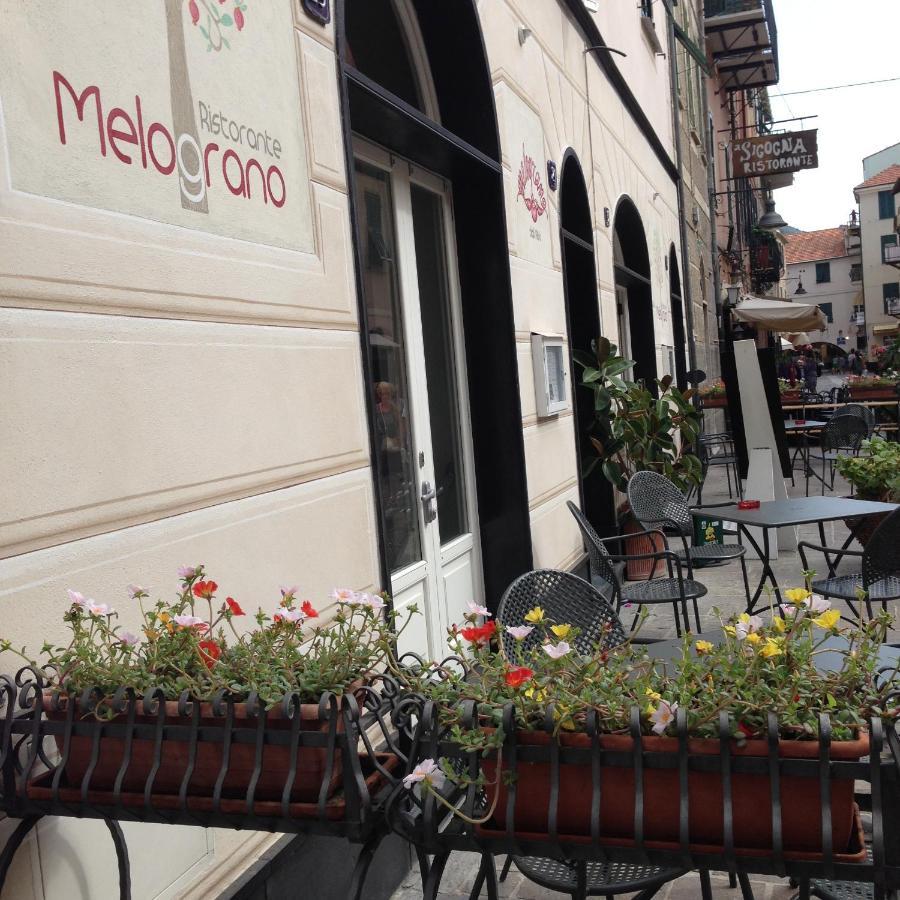 Hotel Melograno Spotorno Buitenkant foto