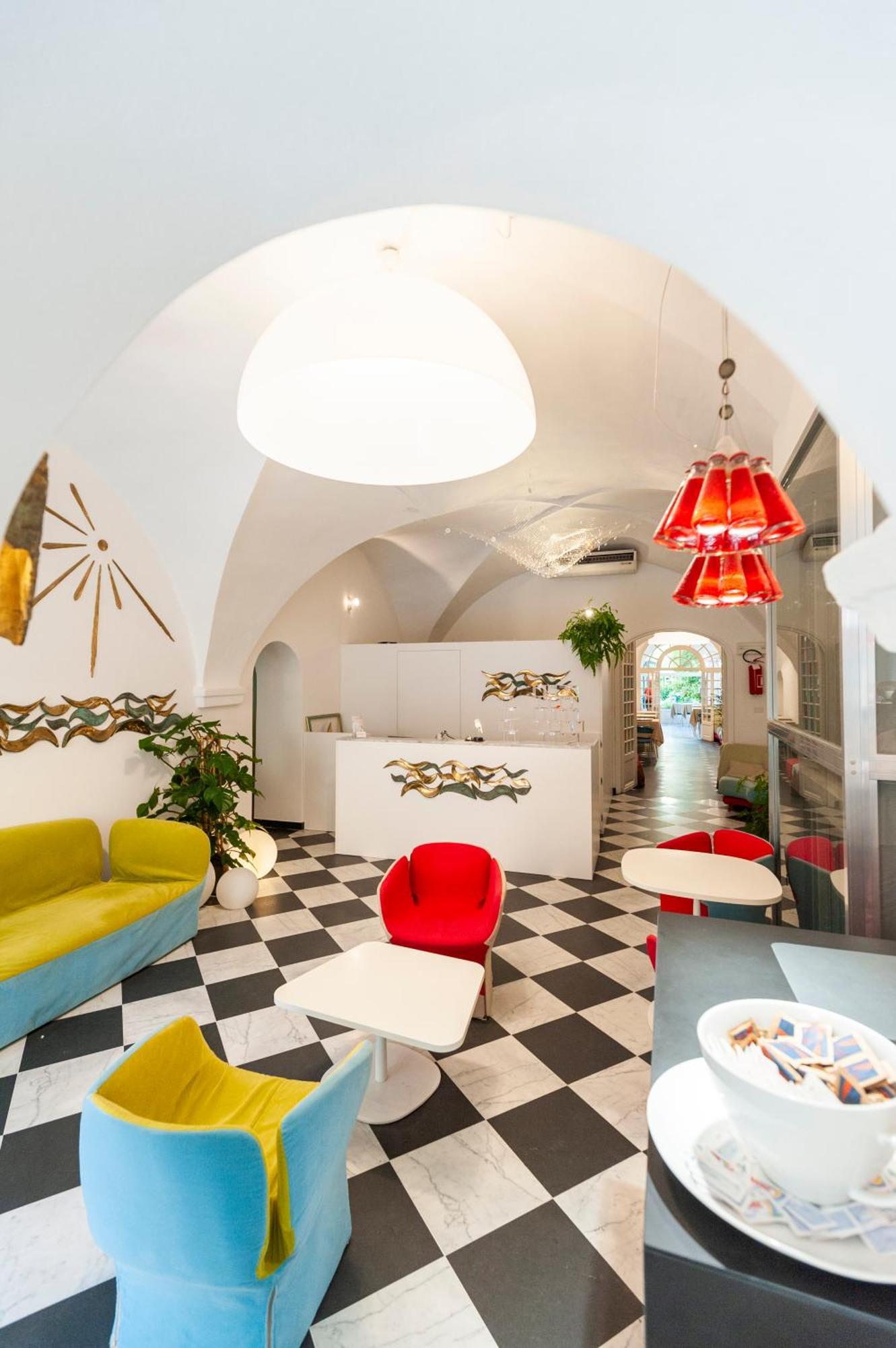 Hotel Melograno Spotorno Buitenkant foto